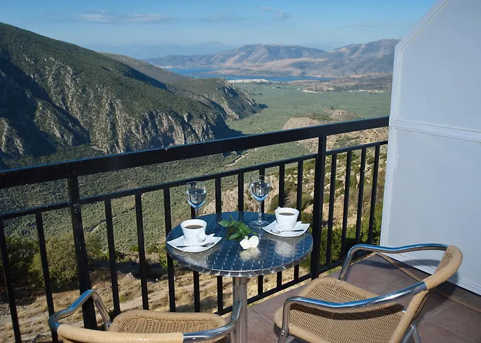 Acropole Delphi City Hotel